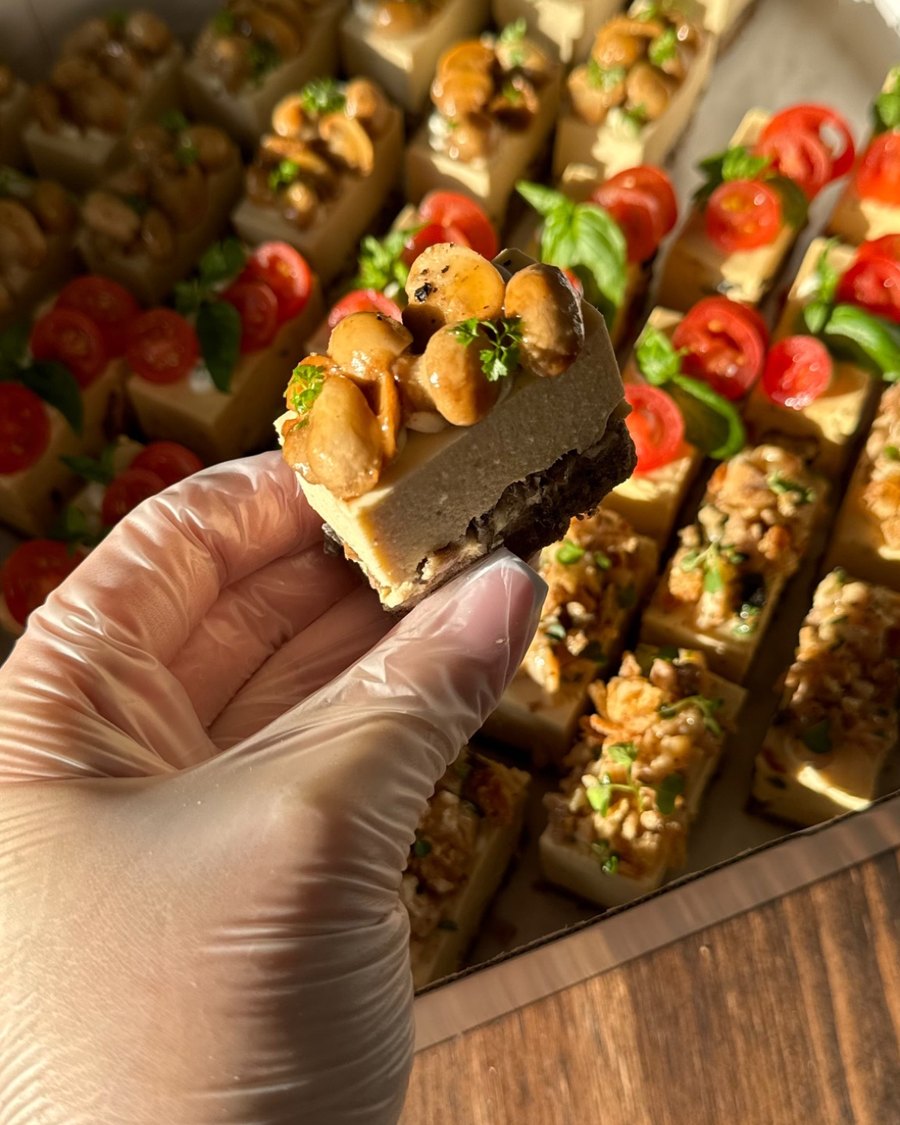 MINI CHEESECAKE SALATE