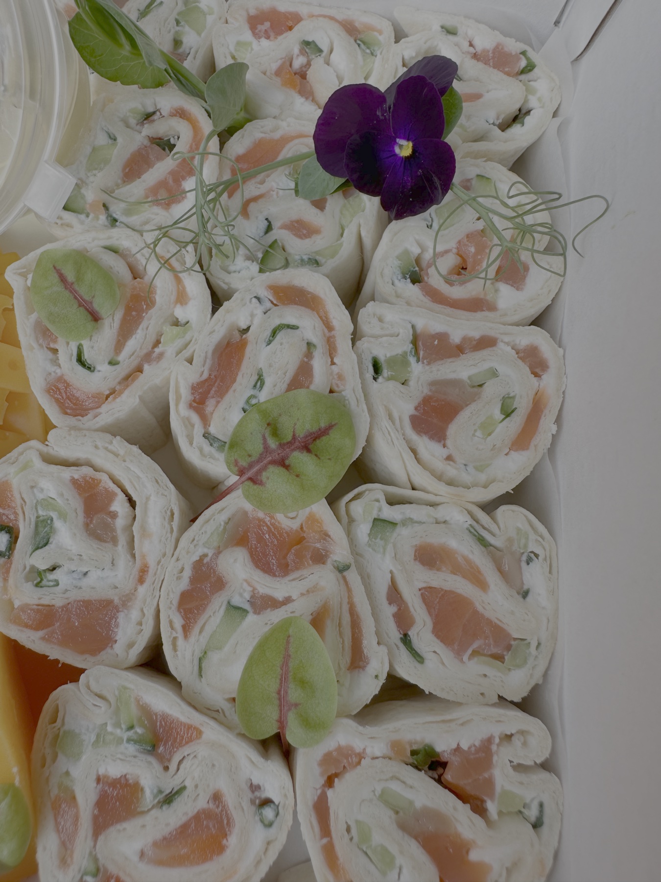 Mini roll al salmone